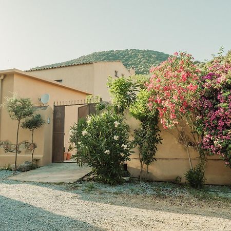 הוילה טאולאדה Il Casale מראה חיצוני תמונה